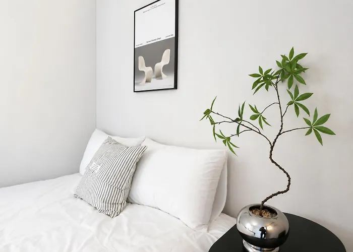 Airport Rail Dmc House Hongdae & Easy Access#501 Seoel
