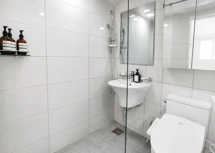 Airport Rail Dmc House Hongdae & Easy Access#501