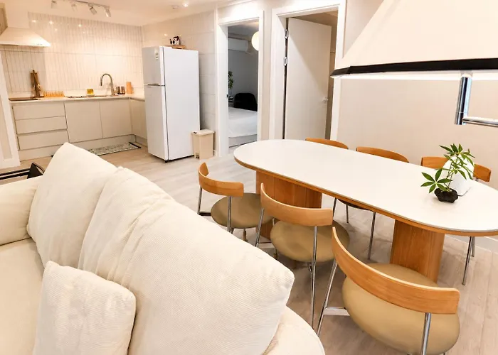 Airport Rail Dmc House Hongdae & Easy Access#501 *