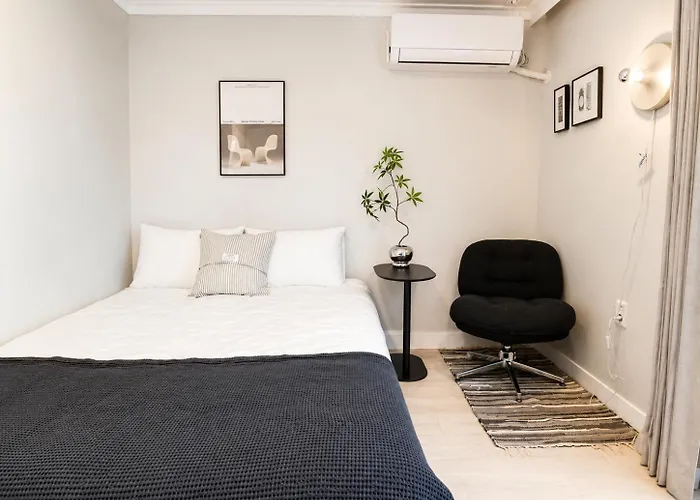 Airport Rail Dmc House Hongdae & Easy Access#501