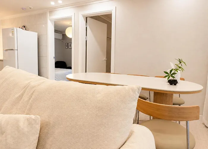 Airport Rail Dmc House Hongdae & Easy Access#501 *